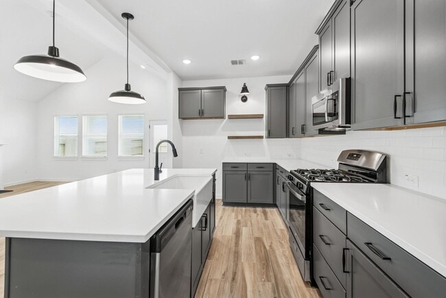 Foto del edificio - 121 Knight Byu Dr