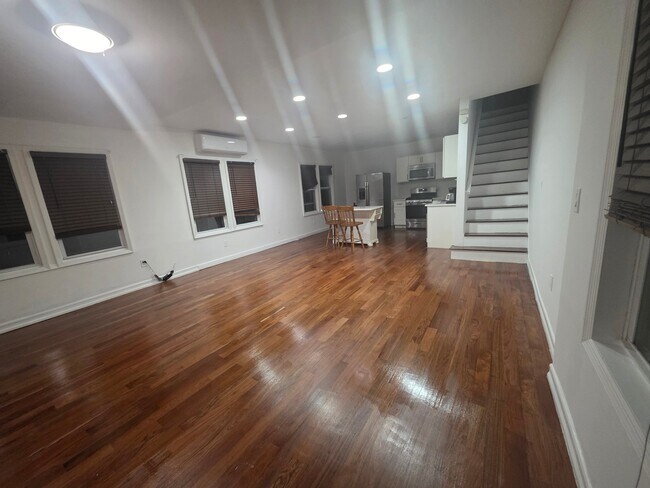 Foto del edificio - 141-22 181st St