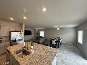 Building Photo - 1180 Pitaya Ct