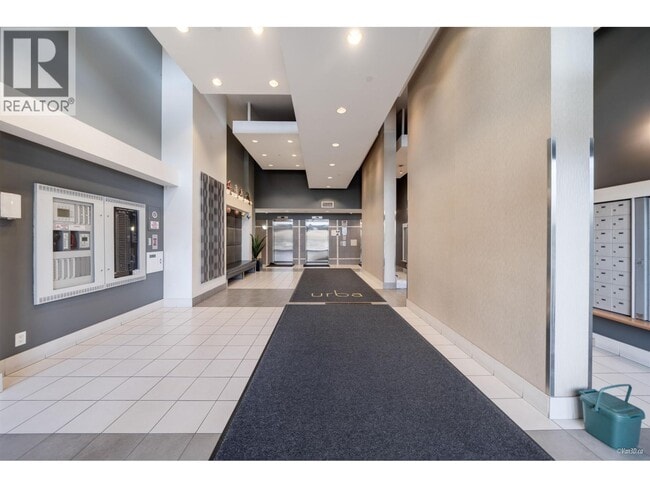 Building Photo - 5380 Oben St