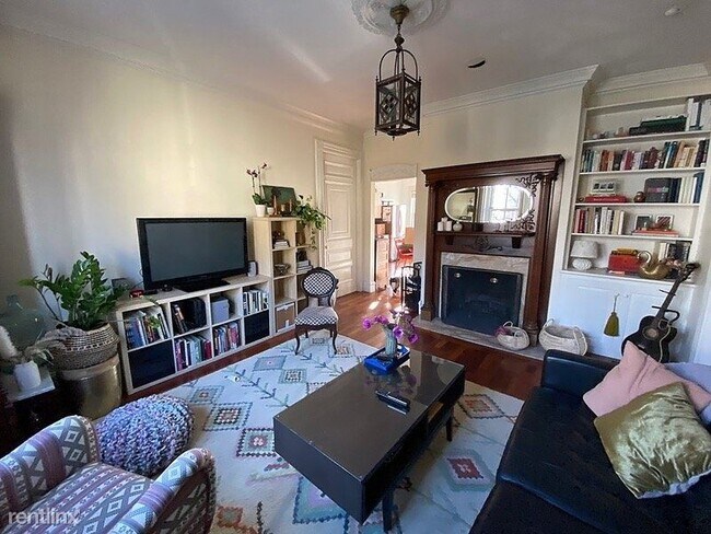 Foto del edificio - 2 br, 1.5 bath Condo - 12 Benefit Street 2