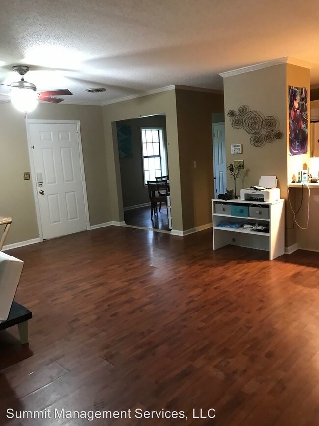 Foto del edificio - 3 br, 2.5 bath House - 1001 Crawford Circle