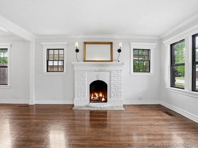 Foto del edificio - 1623 S Victor Ave