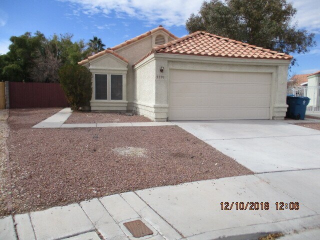 Foto principal - 5791 Goodsprings Ct