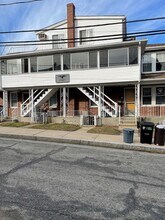 Building Photo - 9 Hall St