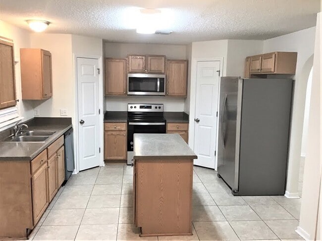 Building Photo - 3780 Iceni Ct