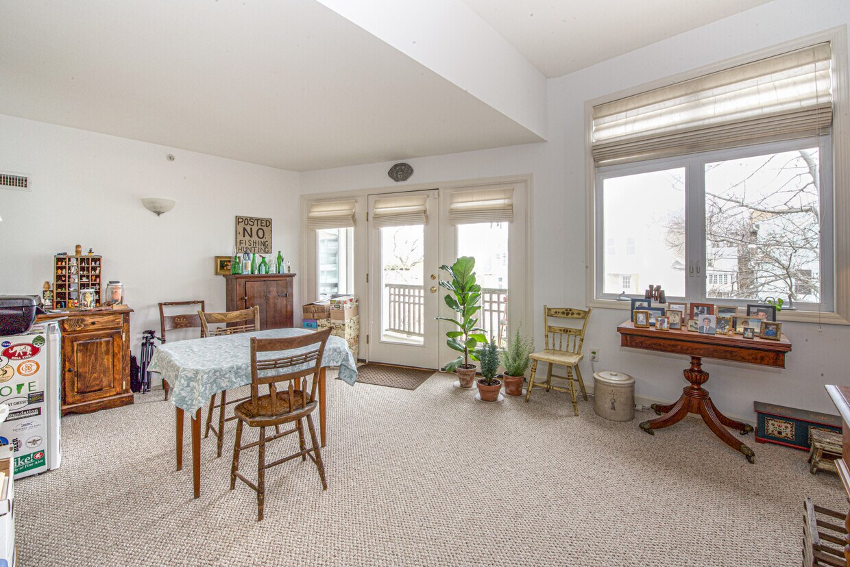 Foto principal - 3250 Fairfield Ave