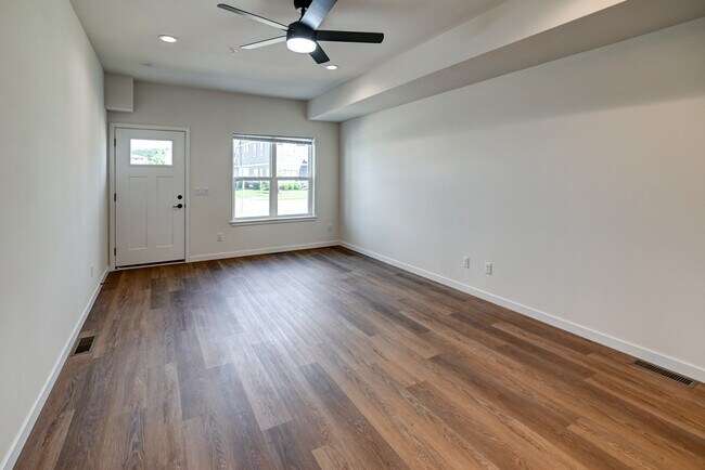 Foto del edificio - 4877 Lacy Rd
