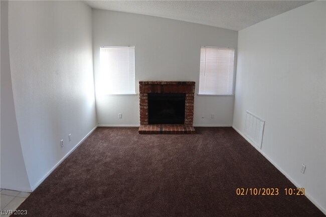 Building Photo - 6770 Judson Ave
