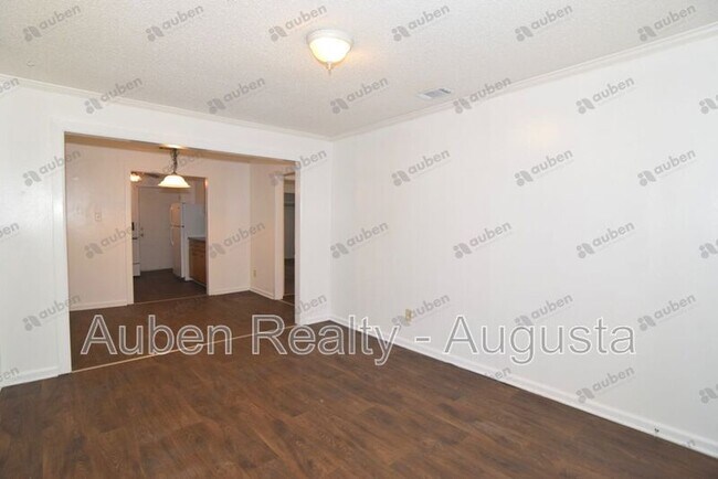 Foto del edificio - 2165 1/2 Telfair Street