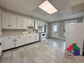 Building Photo - 23 Branch St