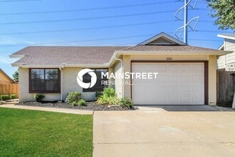 Building Photo - 5520 Creek Valley Dr