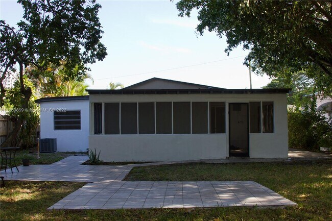 Foto del edificio - 2225 Taylor St
