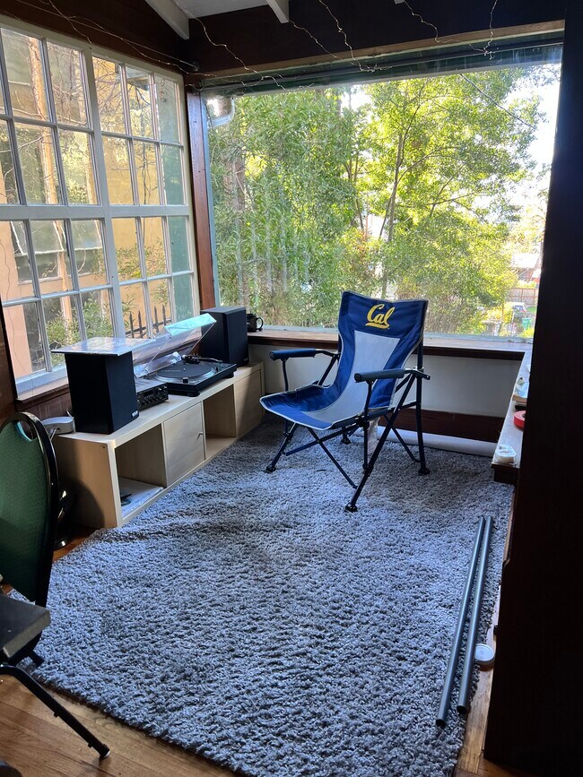 Foto del edificio - 1733 La Loma Ave