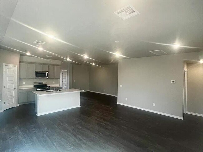 Foto del edificio - 2765 Alice Wy