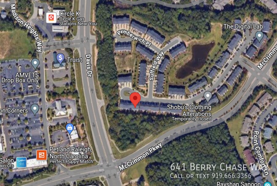 Foto del edificio - Desirable Townhome.