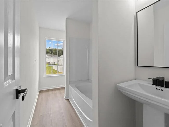 Building Photo - Earn Wealth While Leasing - Like a Homeown...