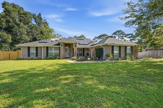 Building Photo - 4881 Traxx St