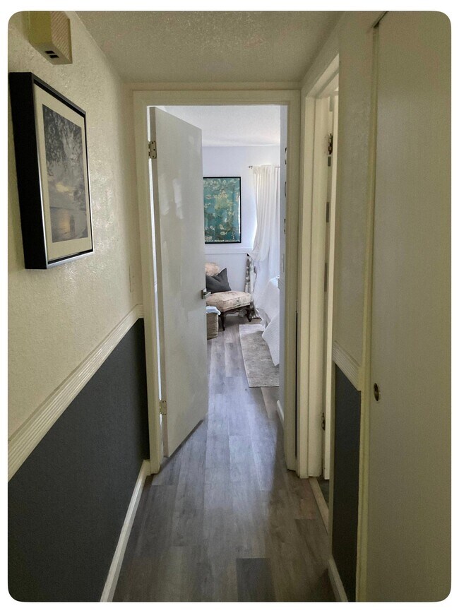 Foto del edificio - 1166 Meadow Gate Dr