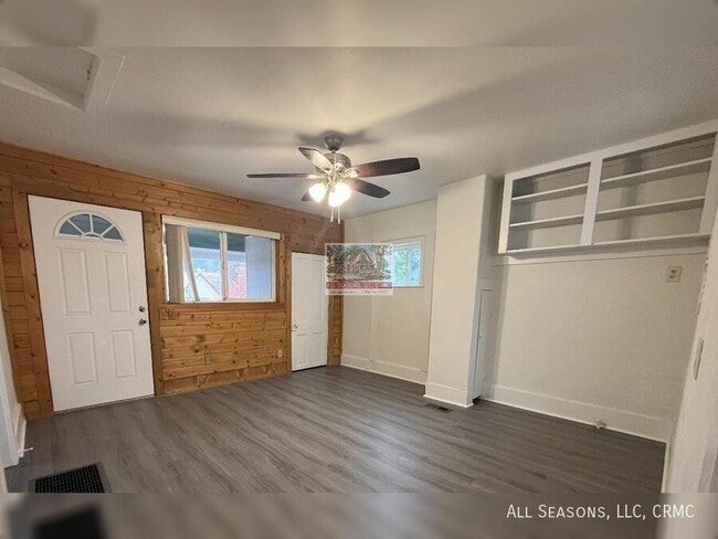 Foto del edificio - 908 W Cucharras St