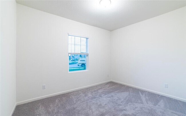Building Photo - 4815 Highland Spgs Dr