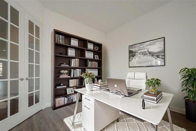 Foto del edificio - 2040 Terra Rose Dr