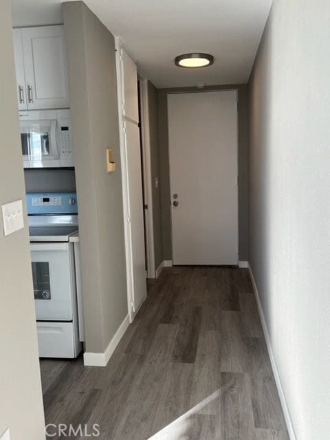 Building Photo - 6526 Ocean Crest Dr
