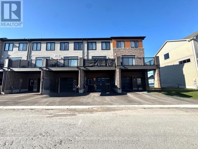 Photo du bâtiment - 105 Melody Ln