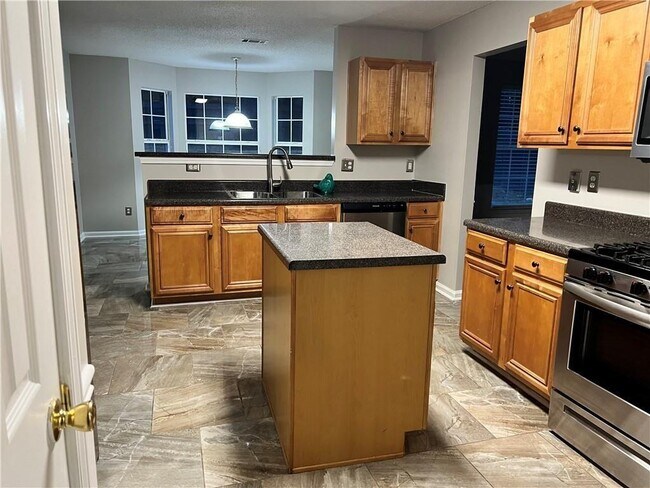 Foto del edificio - 6064 Red Top Loop