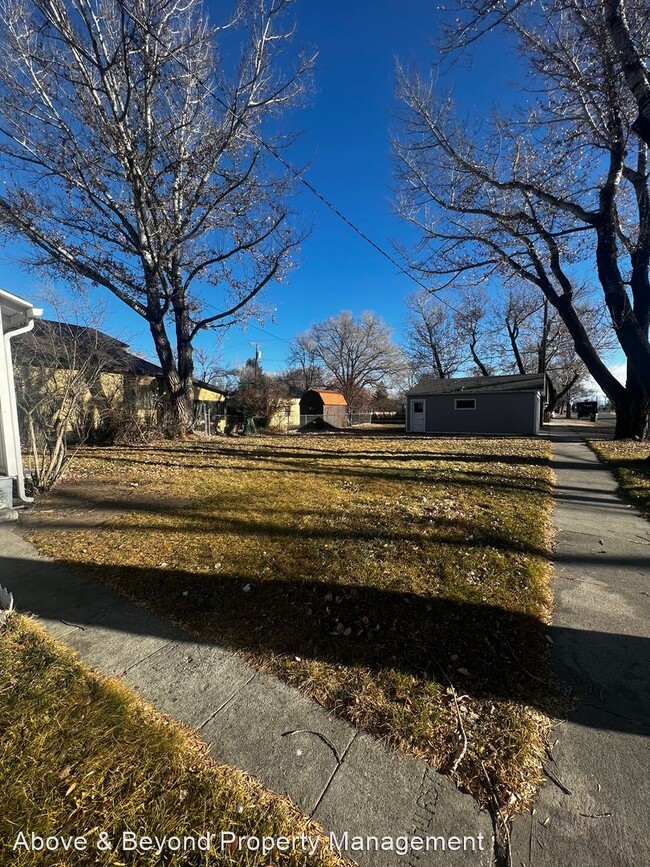 Building Photo - 1 br, 1 bath House - 33 3rd Avenue East