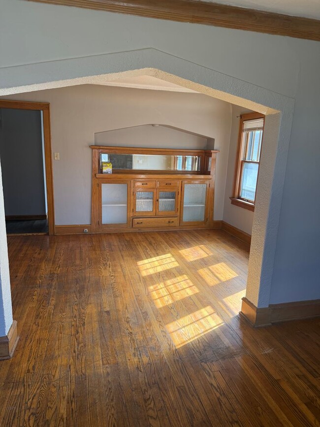 Building Photo - 2444 N 55th St