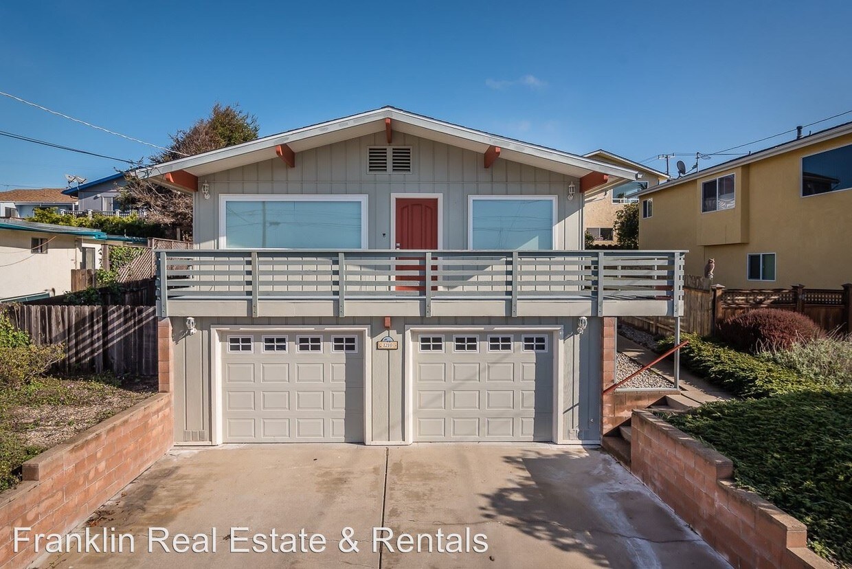 Primary Photo - 3 br, 2 bath House - 1210 Clarabelle