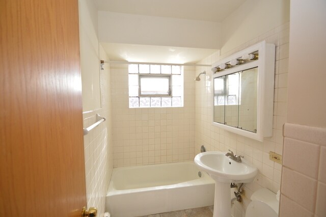 Foto del edificio - 2942 N 75th Ave