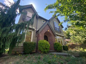 Building Photo - 6916 N McKenna Ave