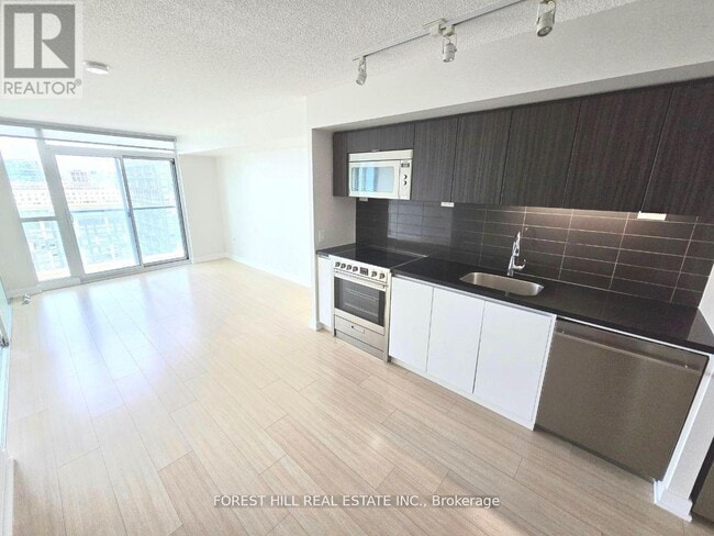 Building Photo - 85 Queens Wharf Rd