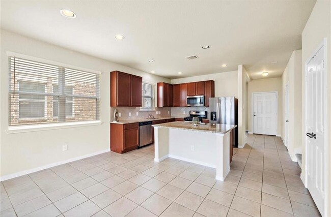 Building Photo - 24915 Puccini Pl