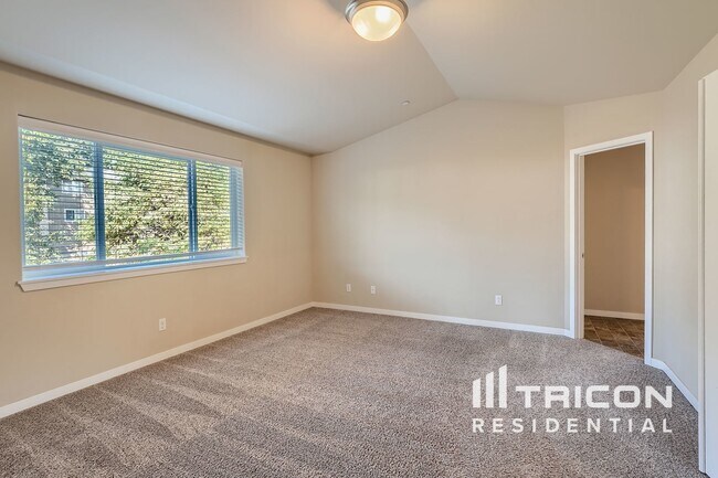Foto del edificio - 8201 184th Ave E
