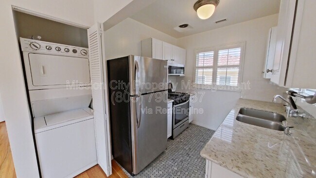 Foto del edificio - 1132 Olive St