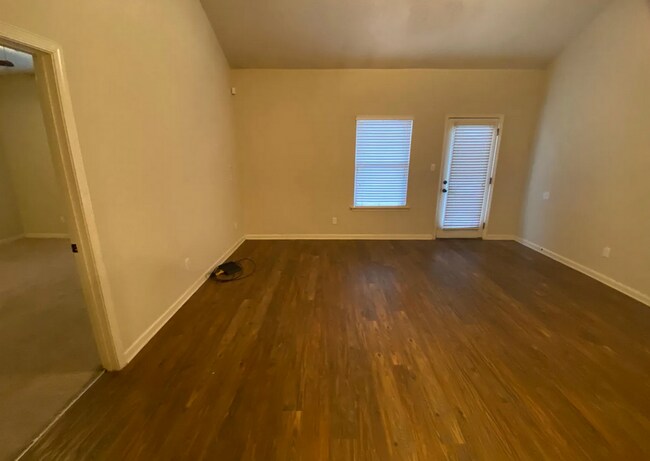 Building Photo - 4 BD/4.5 BA