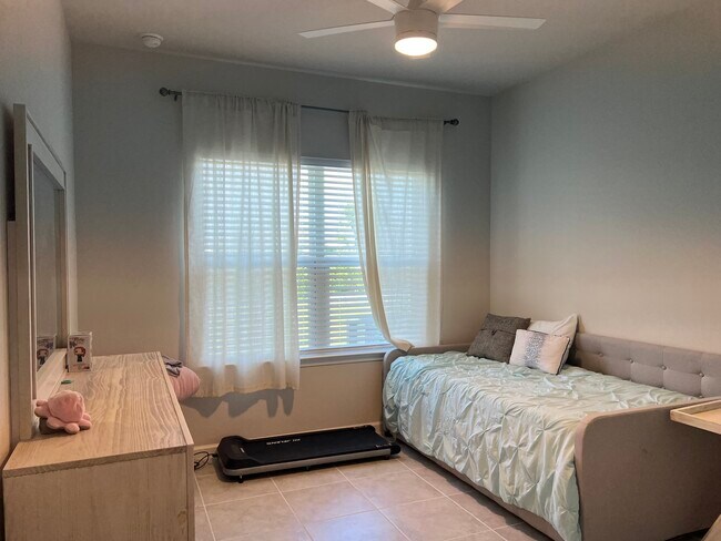 1st FL Guest room - 1896 Basenji Dr
