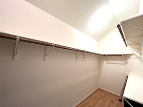 Building Photo - 6219 Fox Wind Ct