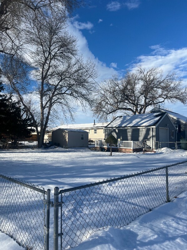 Foto del edificio - 1204 Avenue E