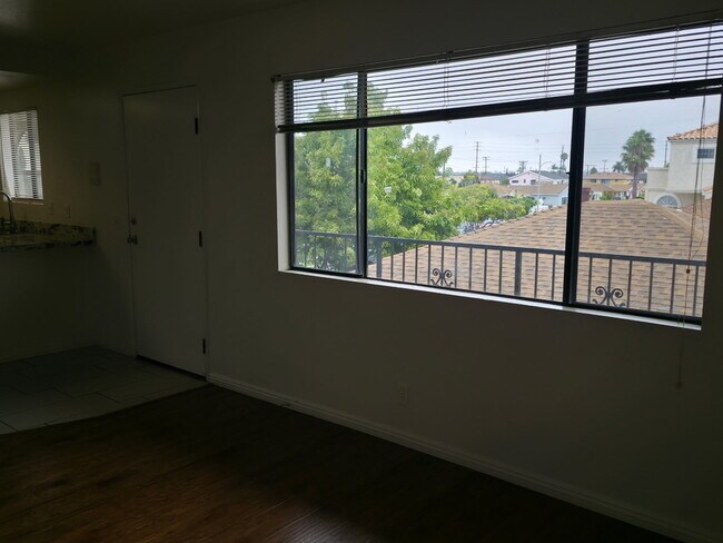 Nice view from living area - 4924 W 117th St