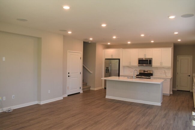 Building Photo - 16755 Coyote Bush Dr