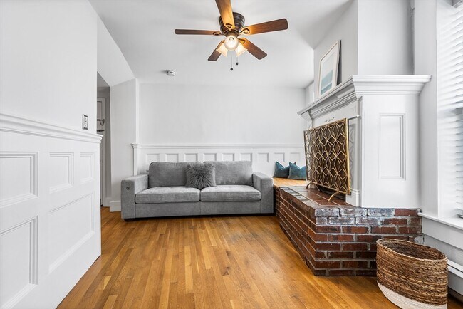 Foto del edificio - 86 Savin Hill Ave