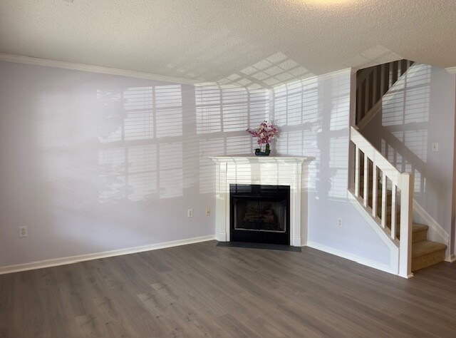 Building Photo - 12211 Paperbark Cir