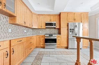 Building Photo - 14937 Dickens St
