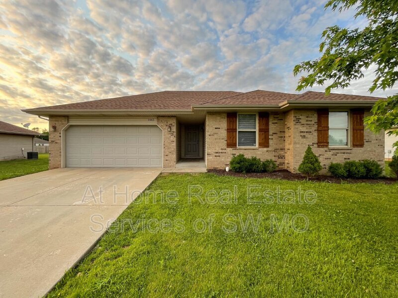 Foto principal - 5543 David St W