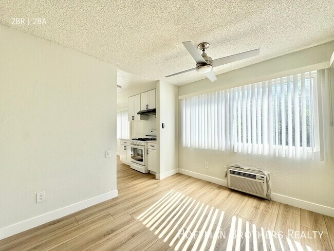Foto del edificio - 1000 N Doheny Dr West Hollywood, CA 90069