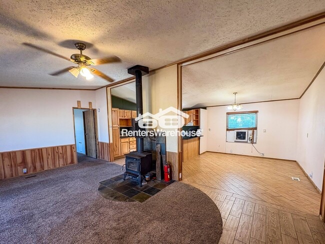 Building Photo - 609 Pinyon Cir